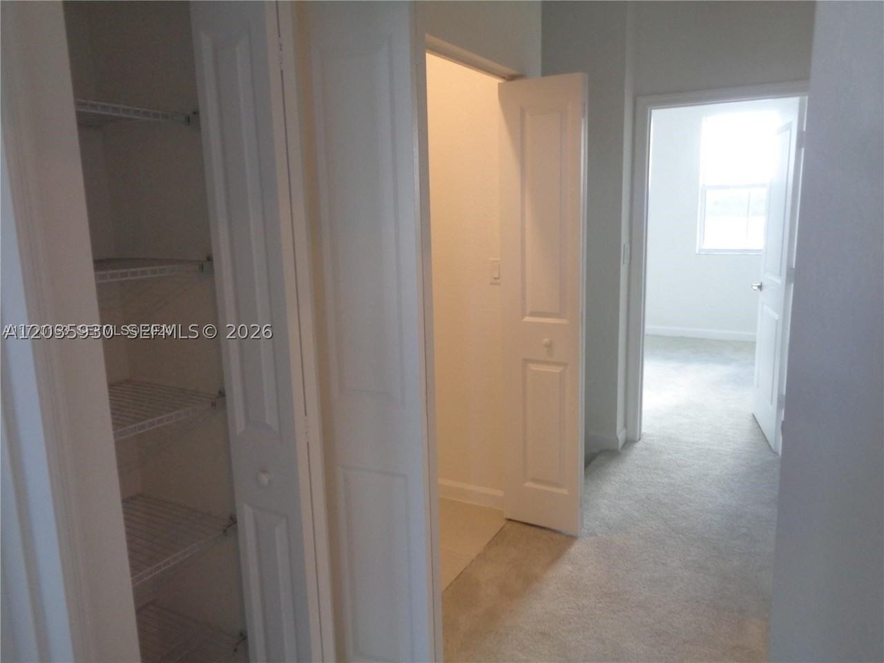 2514 Se 29th St #2514 - Photo 6 of 30