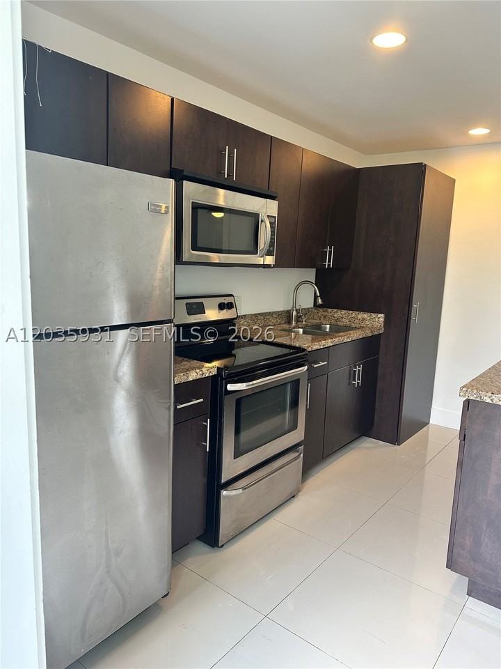 3071 Sw 27th Ave #25