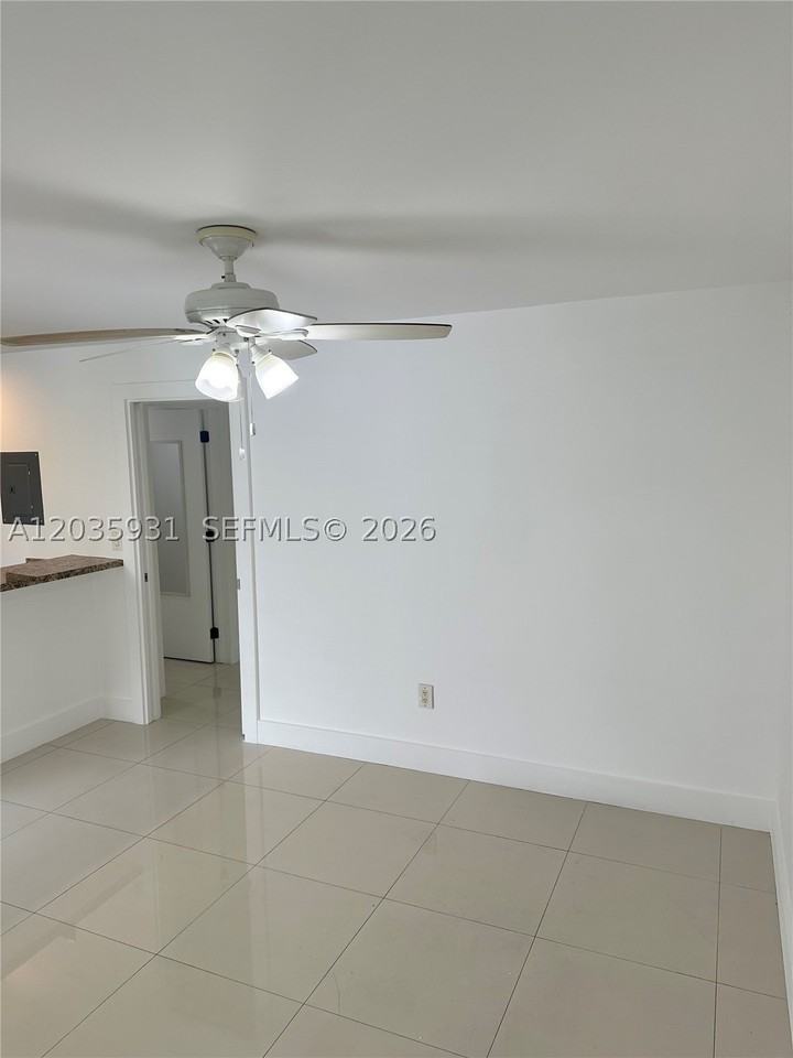 3071 Sw 27th Ave #25 - Photo 3 of 9