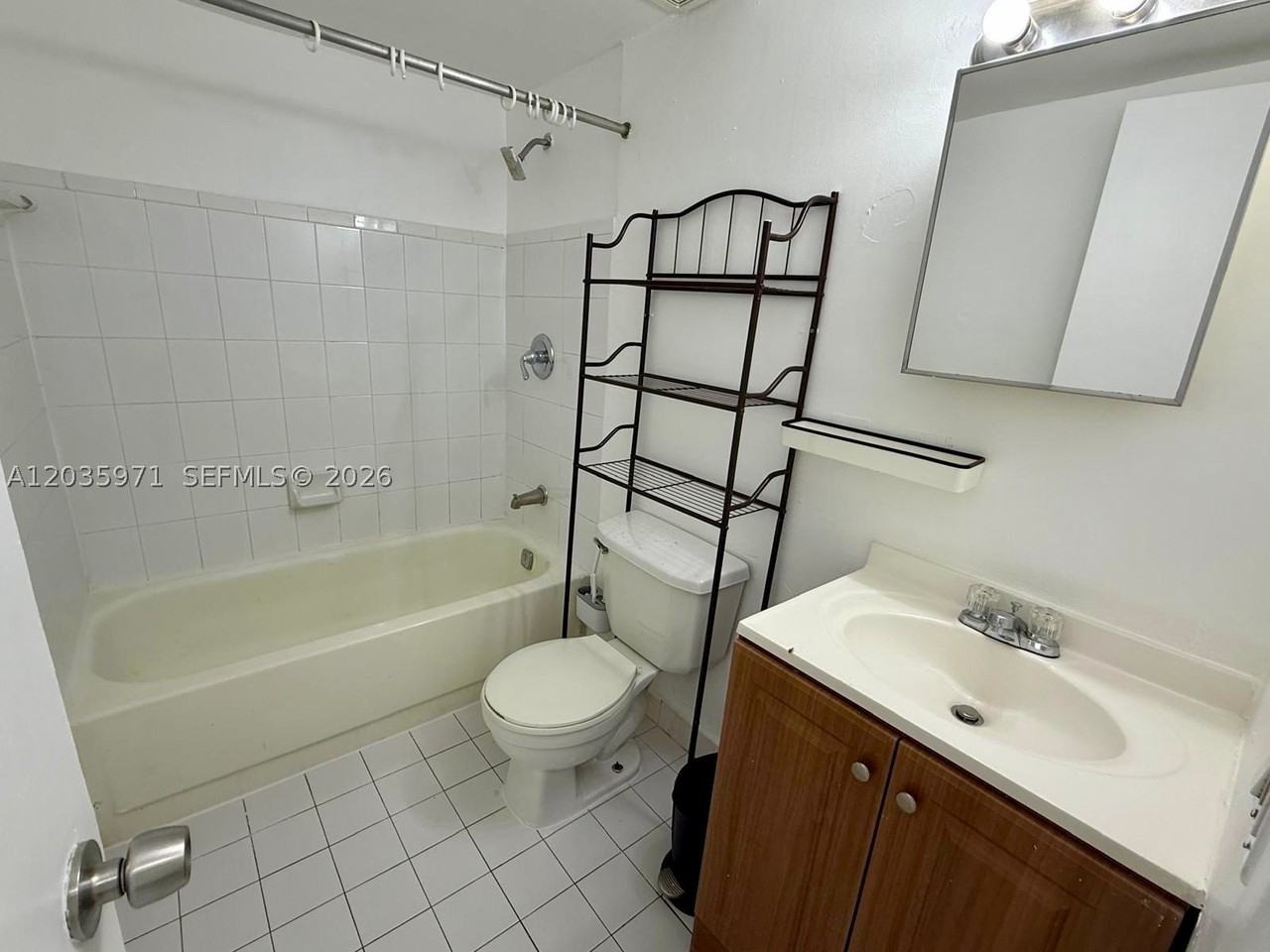 291 Nw 177th St #C107 - Photo 5 of 8