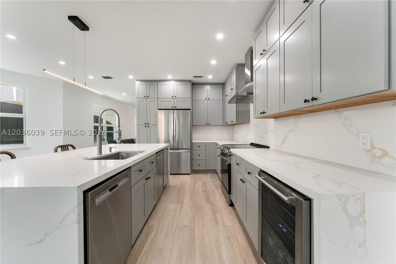 3125 Paola Dr #15 - Photo 4 of 24