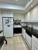 2940 Ne 203rd St #C213 - Photo 1 of 1