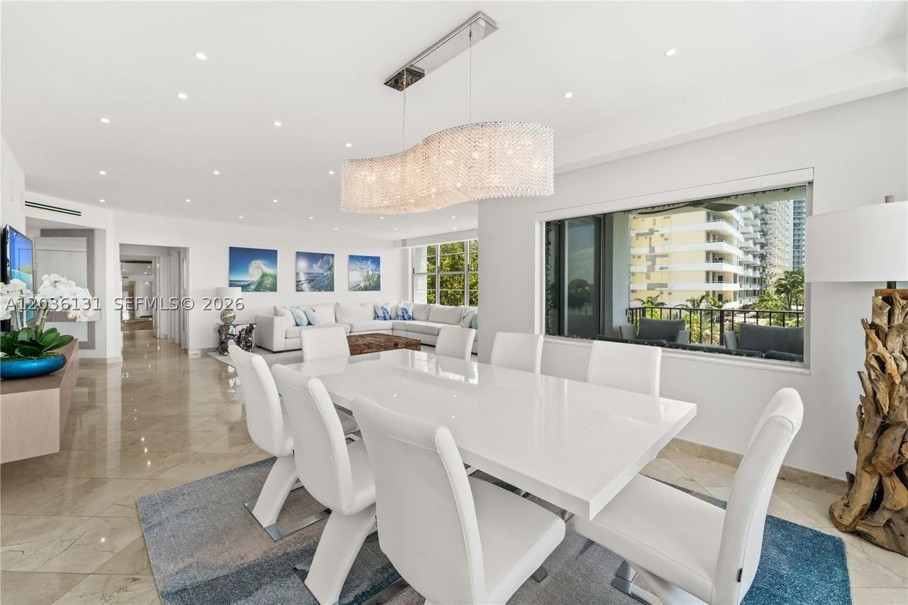 5640 Collins Ave #4D - Photo 7 of 25