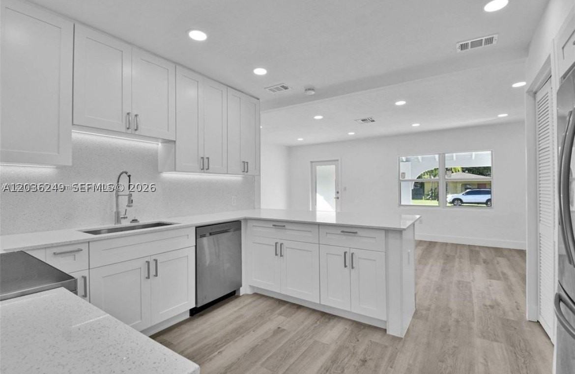 6391 Sw 39th St - Photo 4 of 12