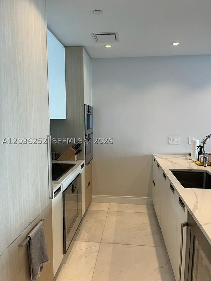 15701 Collins Ave #3104 - Photo 6 of 19