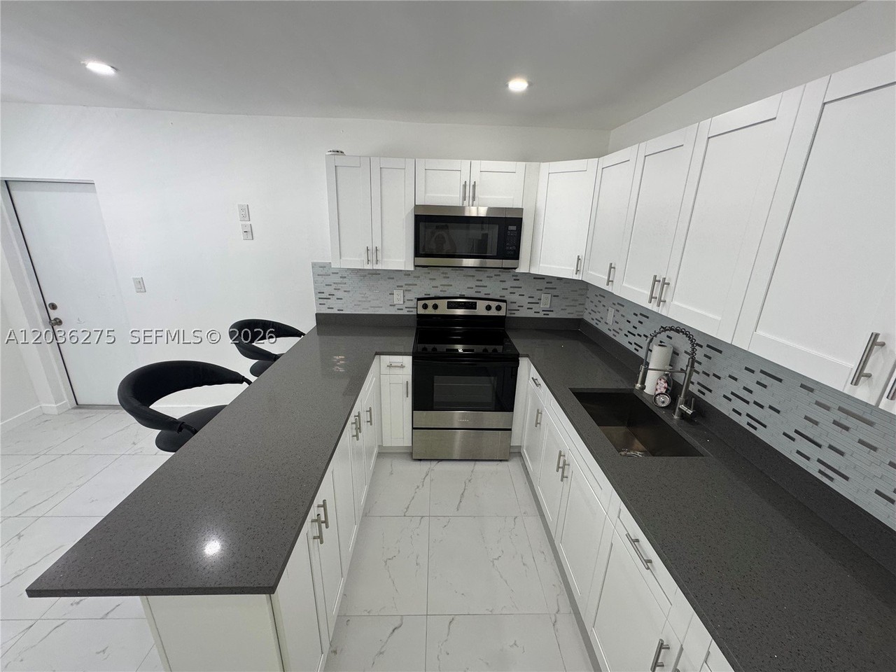 2192 Ne 56th Ct #1 - Photo 5 of 12
