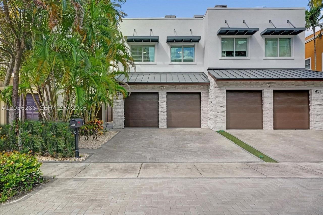 453 Sw 5th Ave - Photo 3 of 50