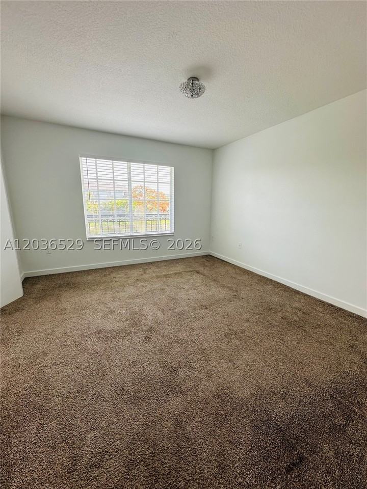 3507 Nw 13th St #3507 - Photo 7 of 21