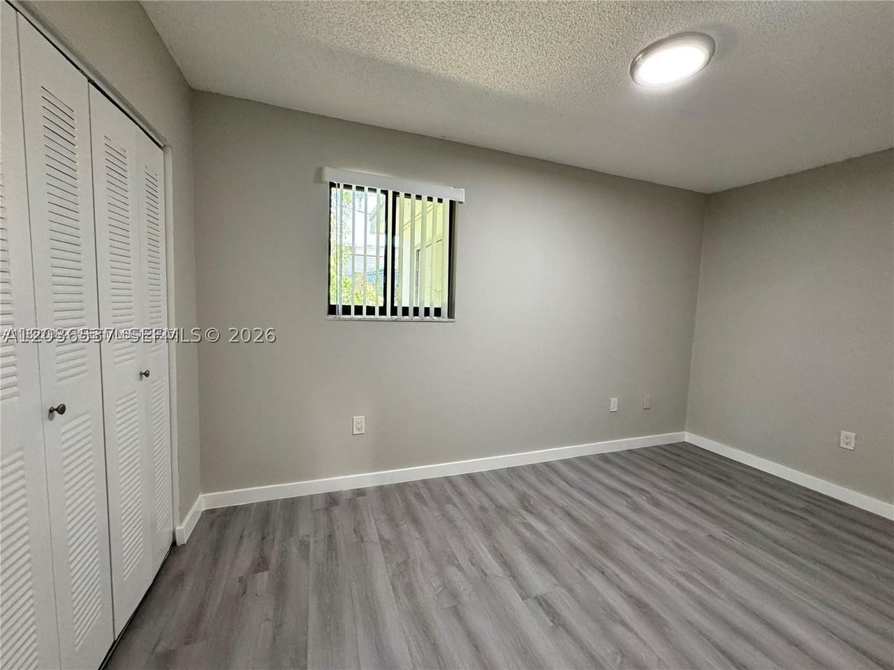 2237 Taylor St #3 - Photo 5 of 11