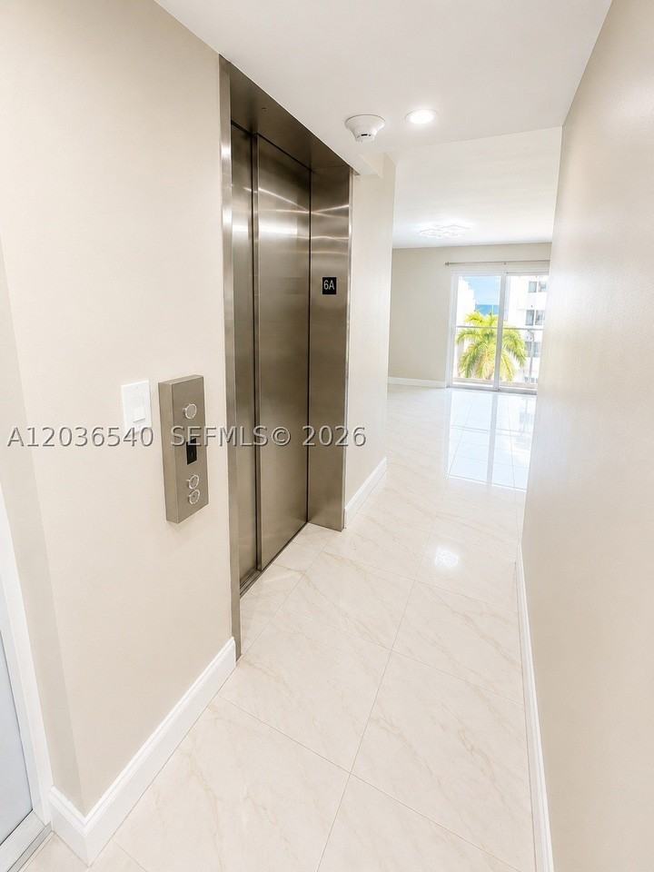 4122 Collins Ave #6A - Photo 3 of 13