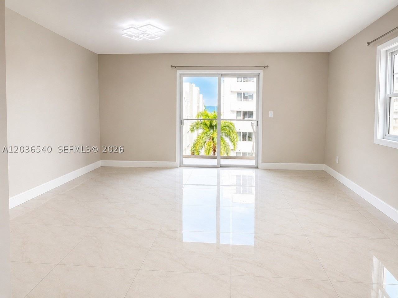 4122 Collins Ave #6A - Photo 6 of 13