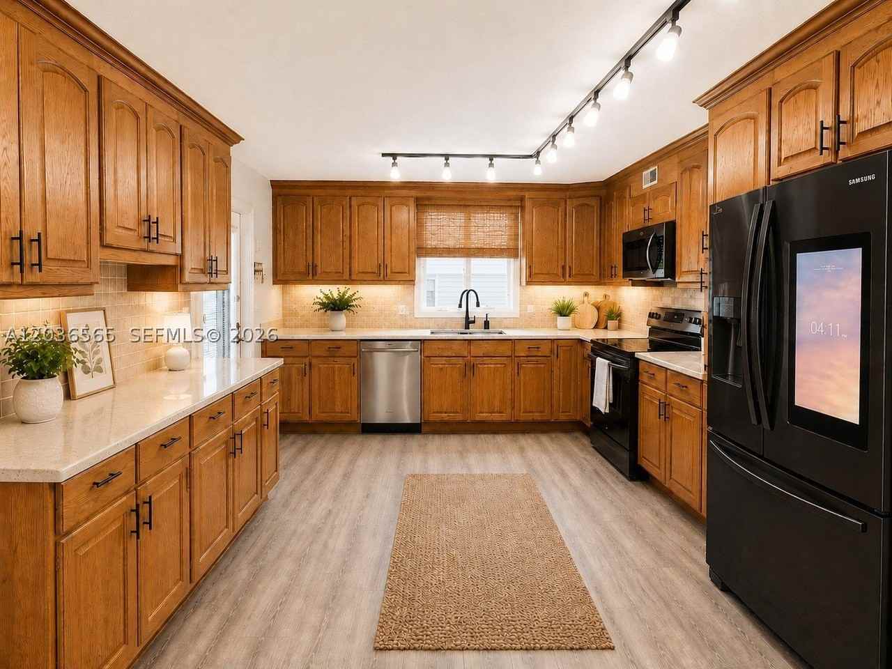 306 Circle Dr S #104 - Photo 3 of 15