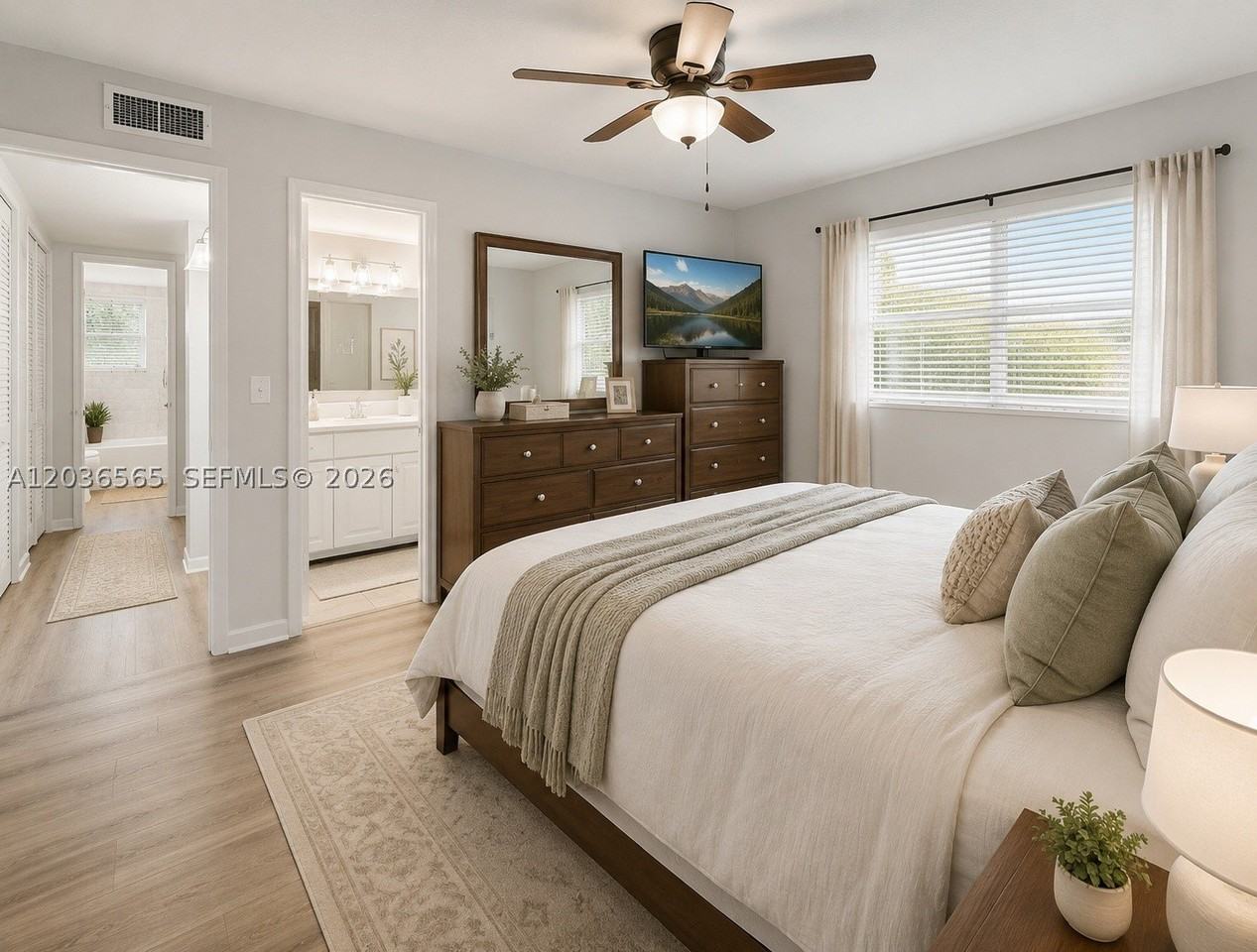 306 Circle Dr S #104 - Photo 4 of 15
