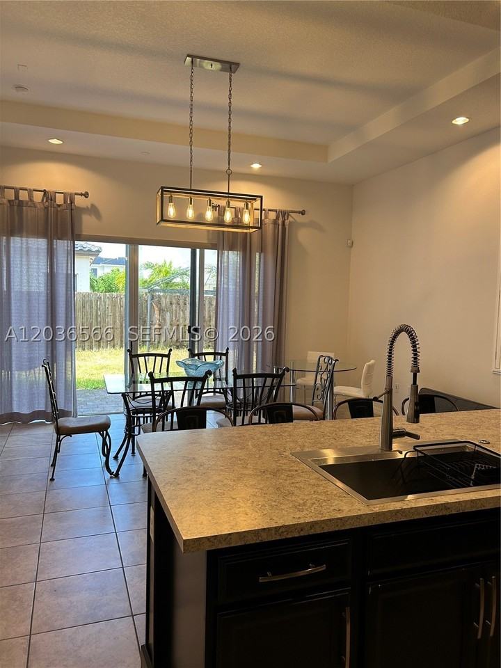 14920 Sw 175th St - Photo 4 of 17