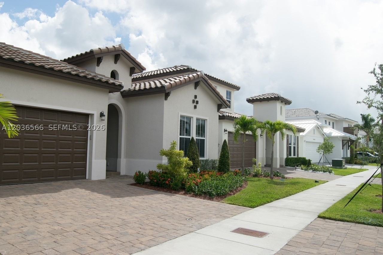 14920 Sw 175th St - Photo 6 of 17
