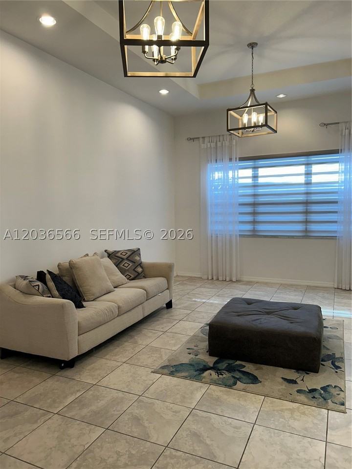 14920 Sw 175th St - Photo 7 of 17