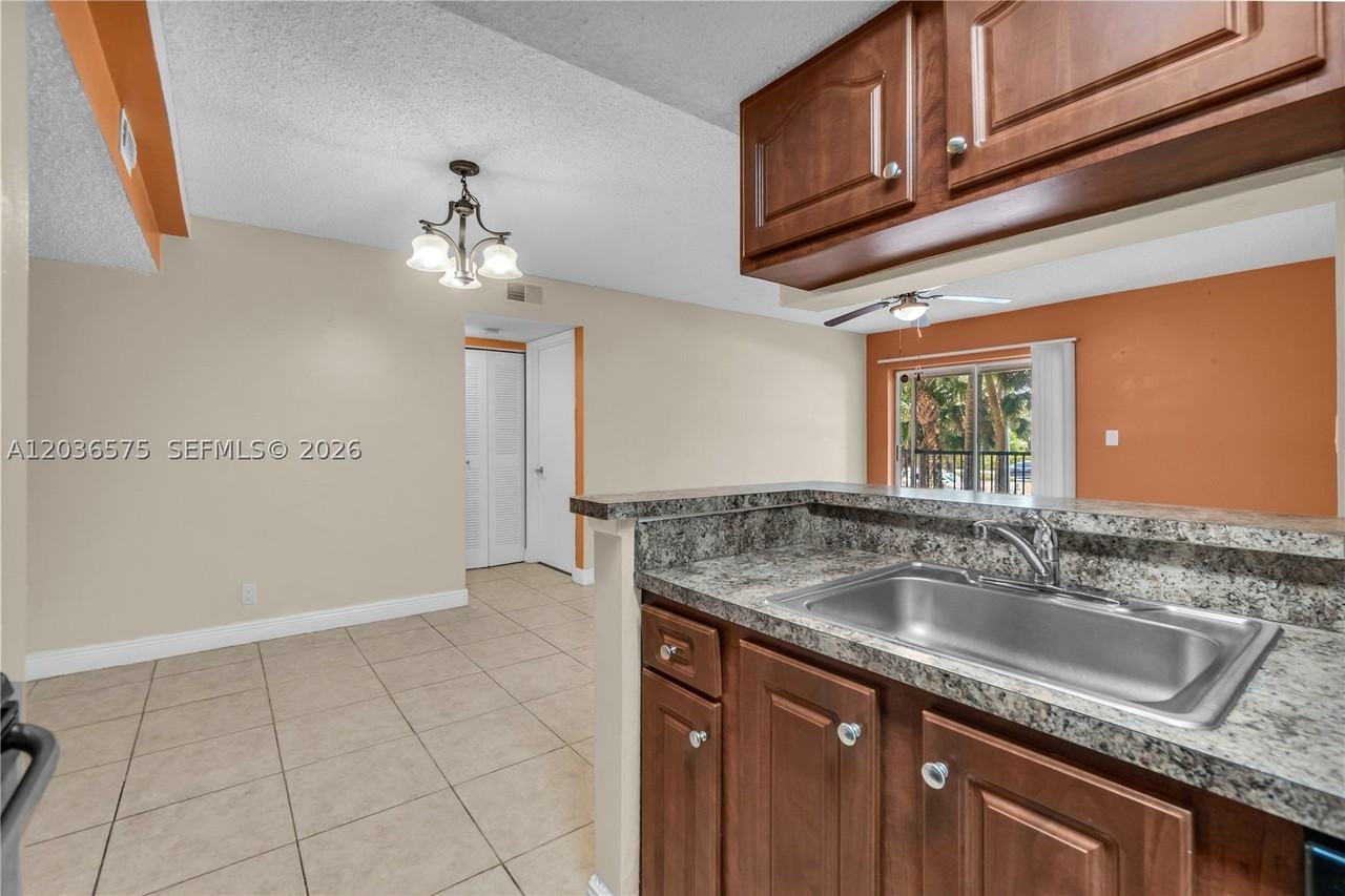 5628 Rock Island Rd #189 - Photo 7 of 22