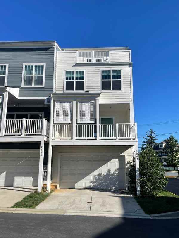 8845 Urbana Church Rd - Photo 2 of 19
