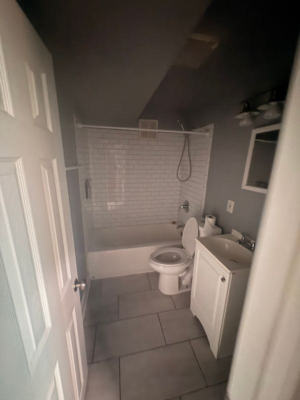 3802 W Bay Ave - Photo 5 of 11