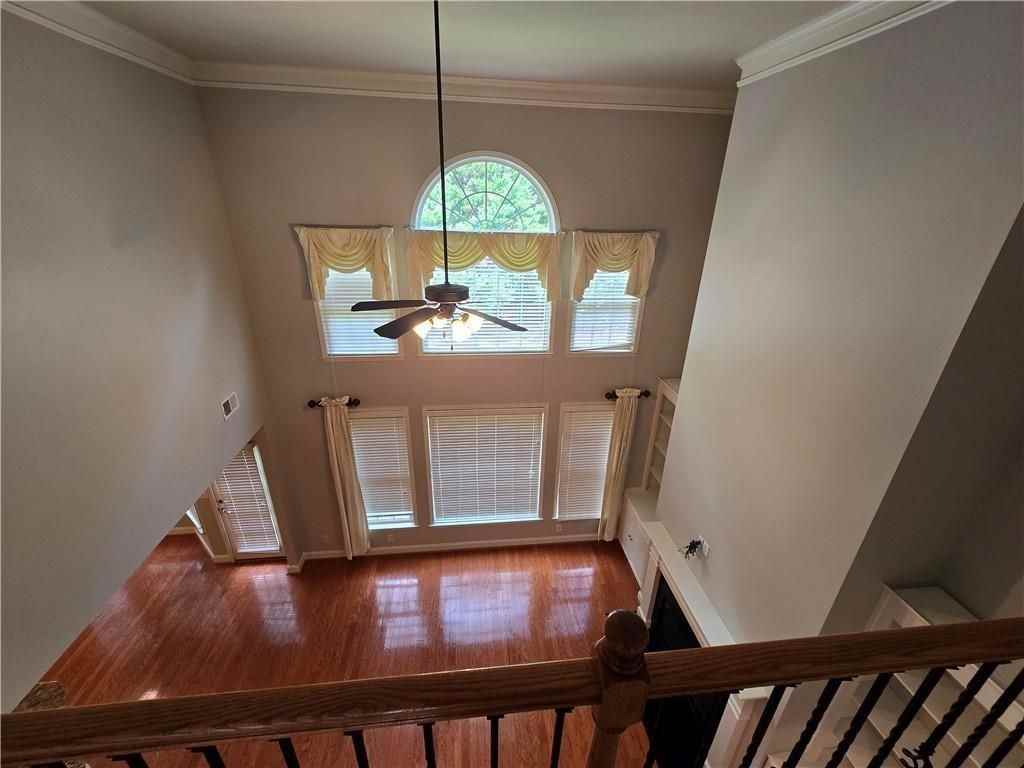 624 Maple Grove Way - Photo 5 of 27