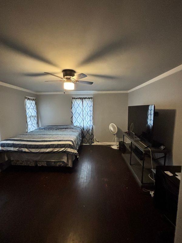 4600 Charles St - Photo 6 of 13