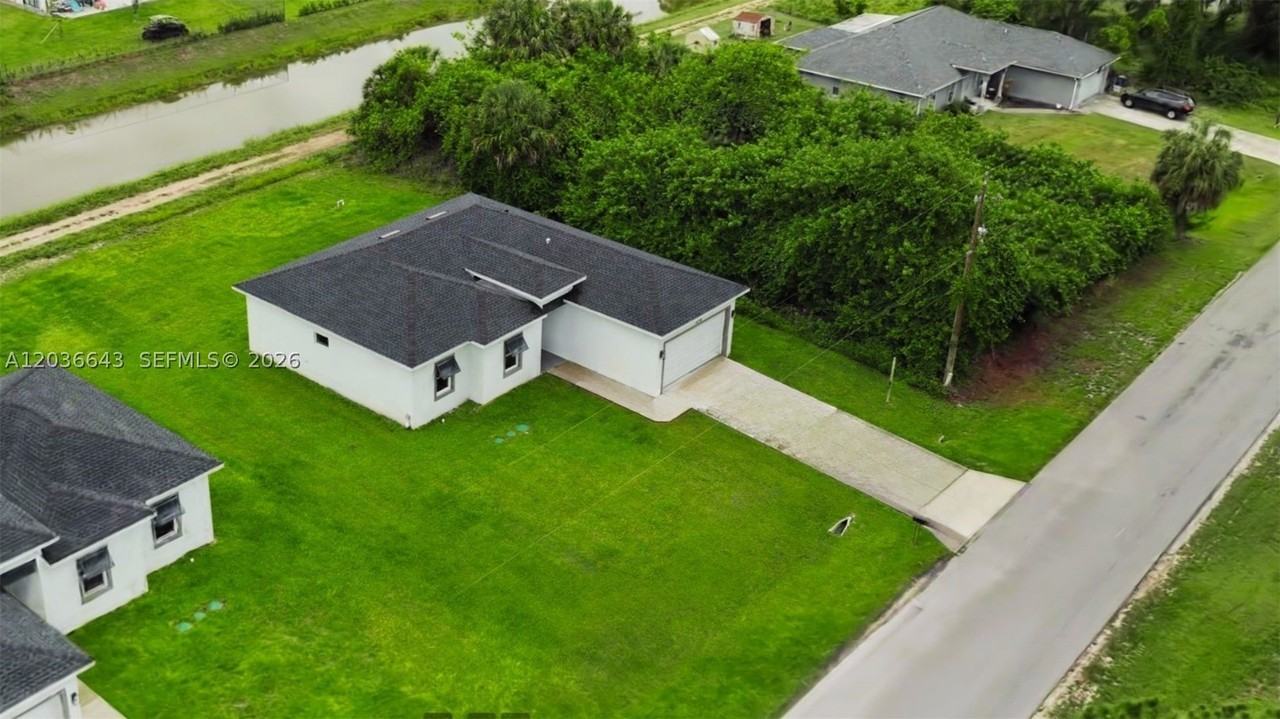 6048 Stratton Rd #0 - Photo 3 of 25
