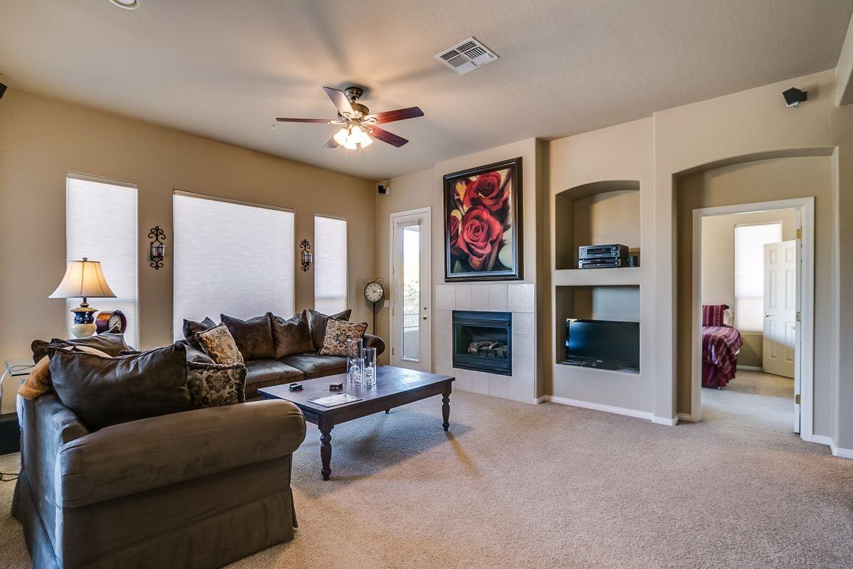 16420 N Thompson Peak Pkwy - Photo 4 of 36