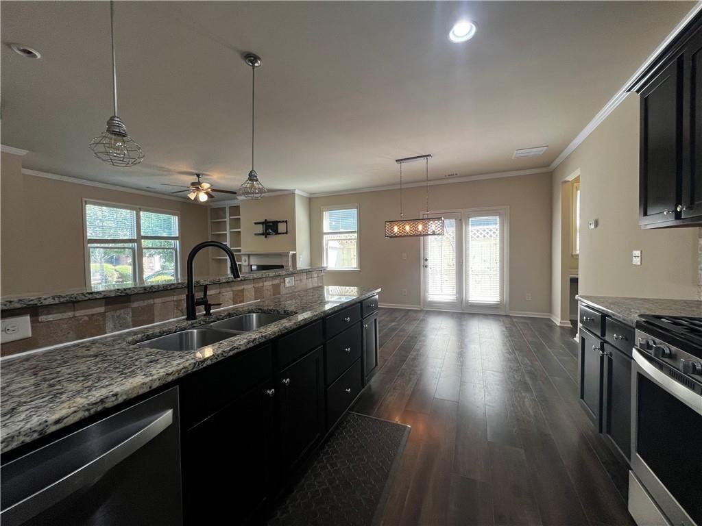 750 Village Field Ct - Photo 5 of 22