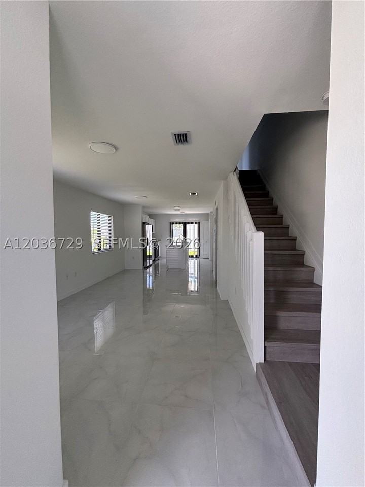 1459 Nw 2nd Ave #1 - Photo 4 of 39