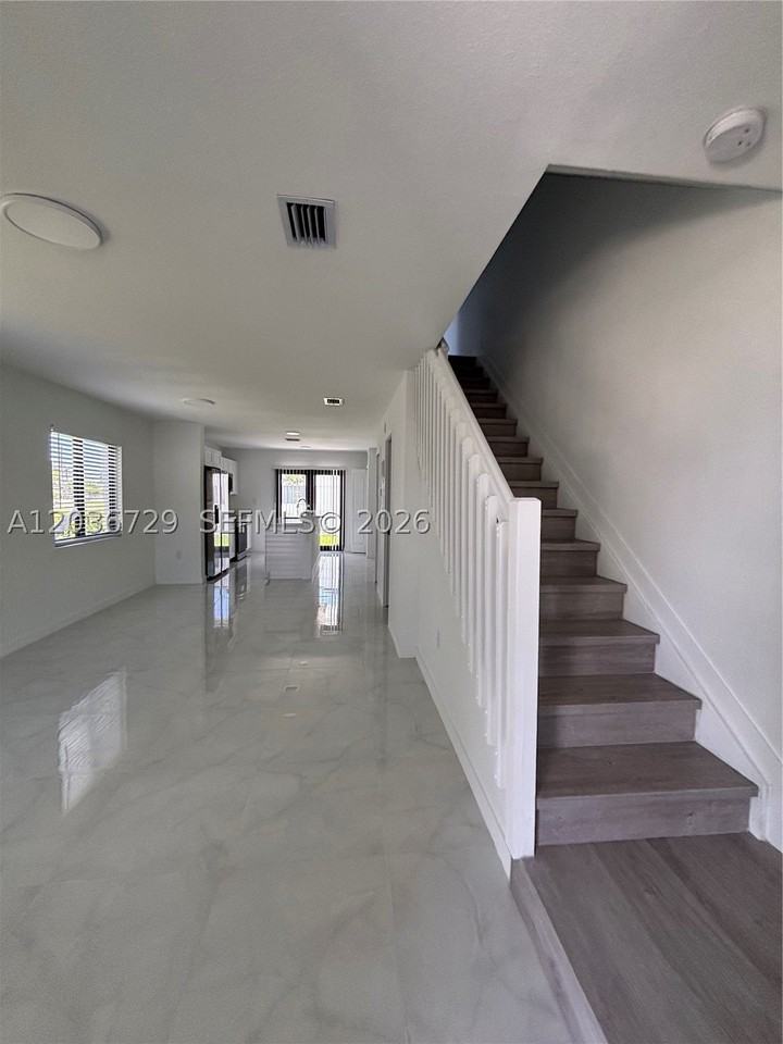 1459 Nw 2nd Ave #1 - Photo 5 of 39