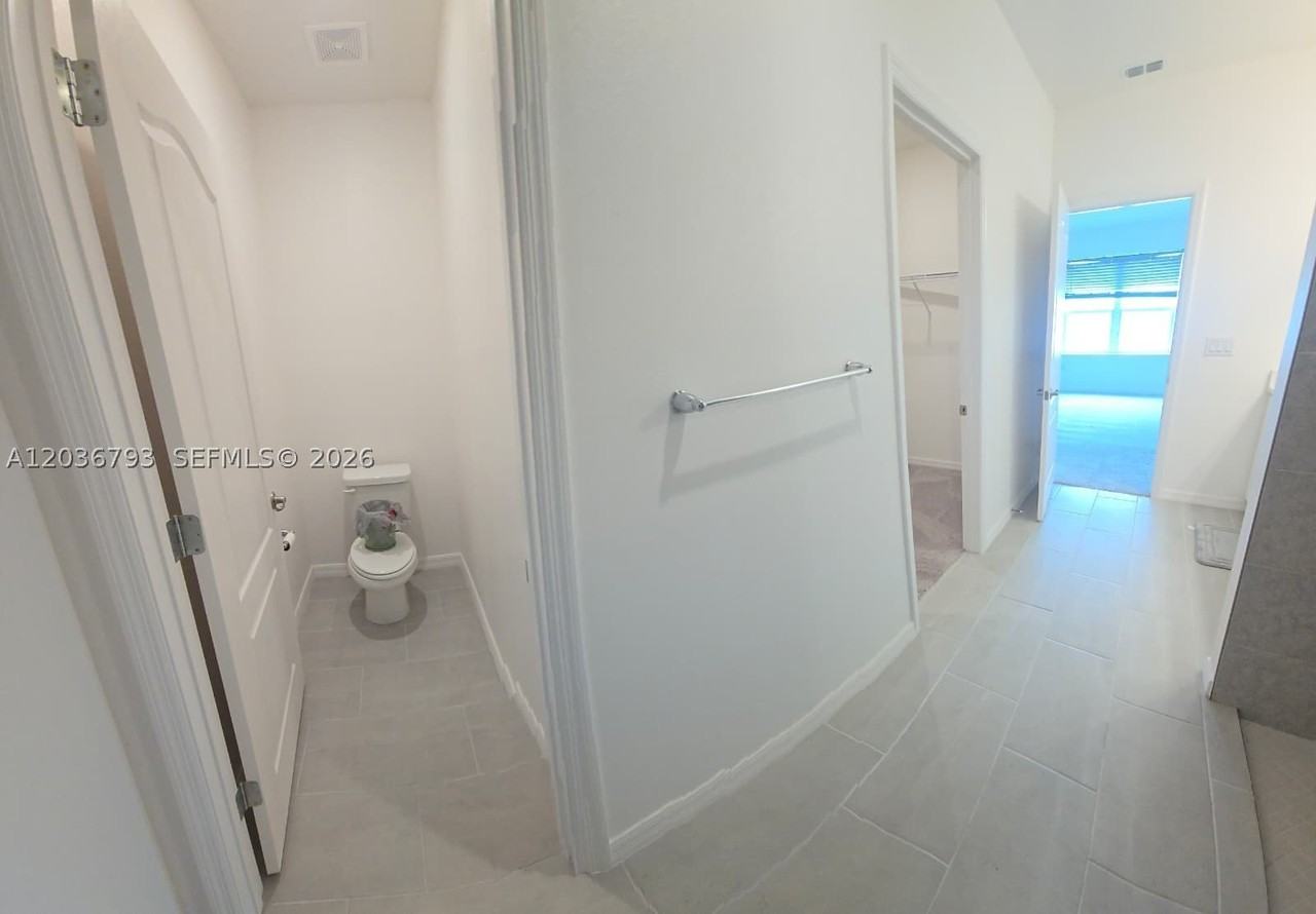 10500 Sw Vasari Way #1 - Photo 4 of 17