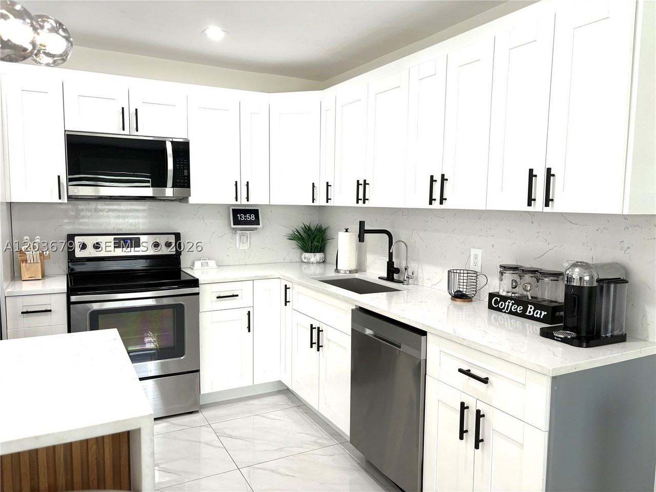 6515 Sw 20th Ct - Photo 7 of 15