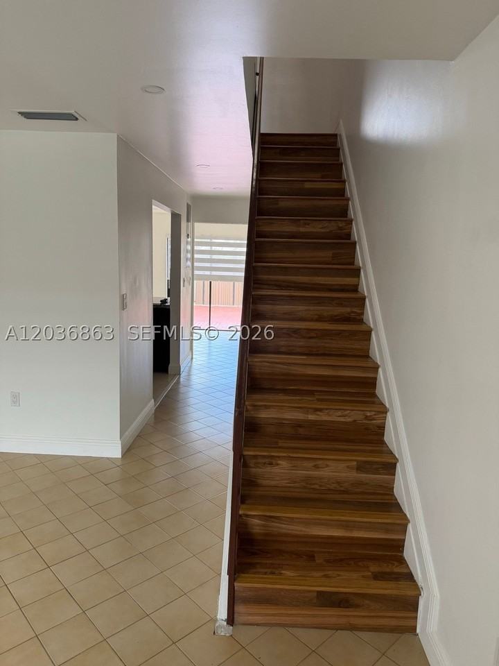 13335 Sw 57th Ter #8-3 - Photo 2 of 23