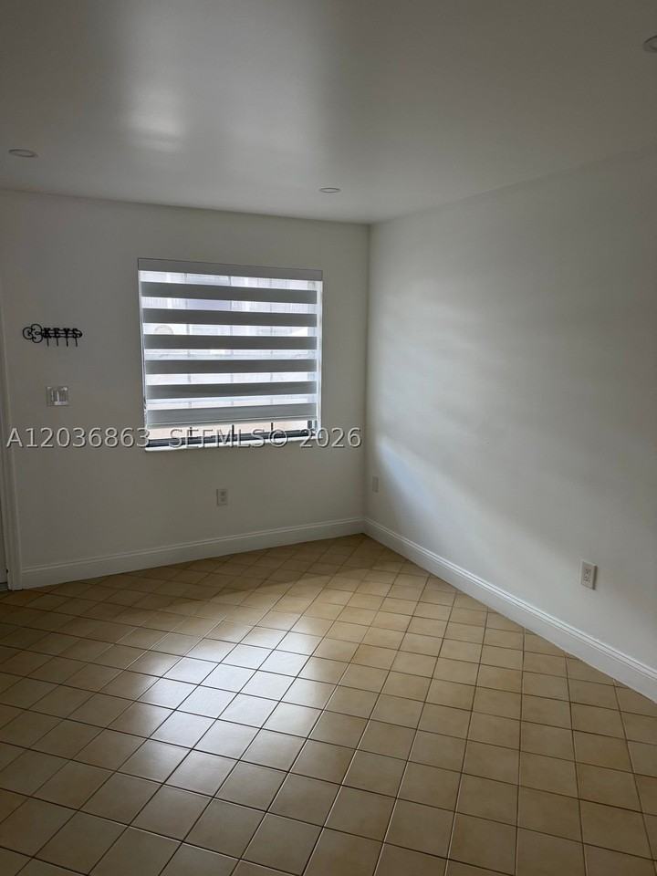 13335 Sw 57th Ter #8-3 - Photo 4 of 23