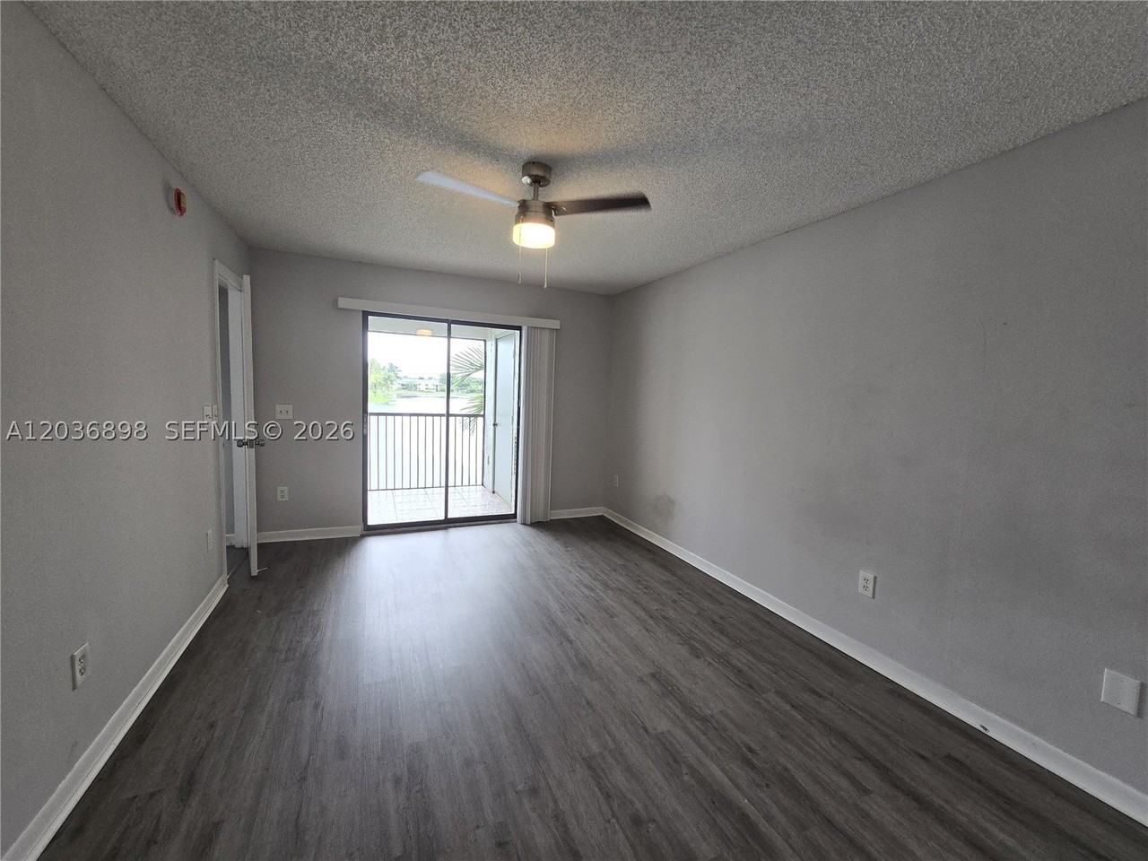 1024 S Independence Dr #1024E - Photo 5 of 19
