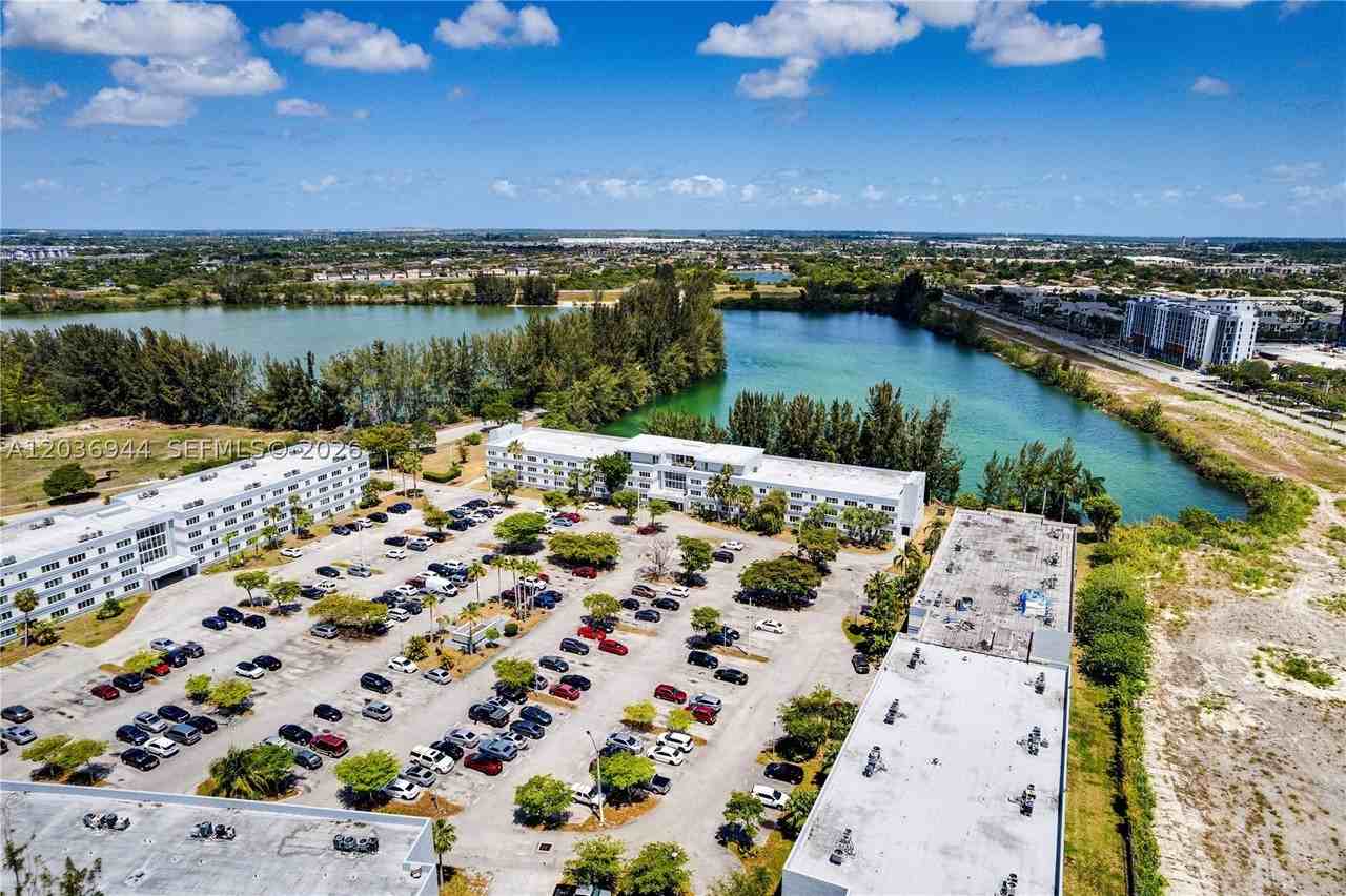 14840 Naranja Lakes Blvd #C2P - Photo 6 of 28