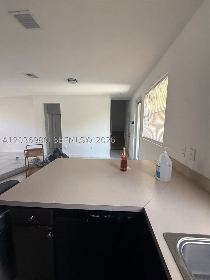 24360 Sw 117th Ave #0 - Photo 3 of 16