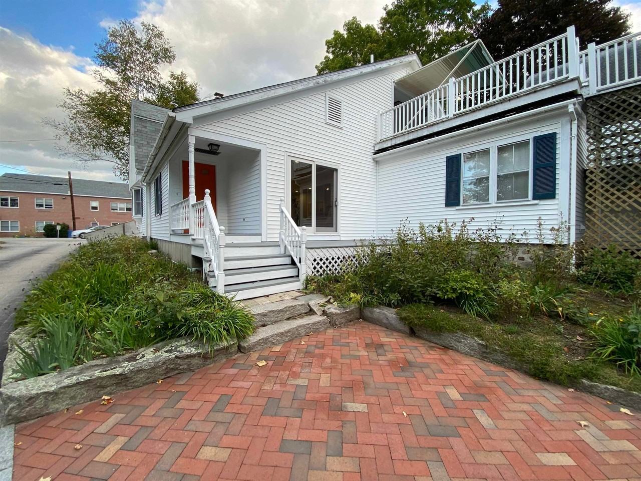 63 Main St - Photo 2 of 19