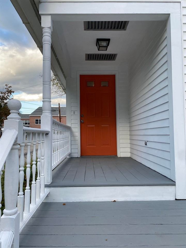 63 Main St - Photo 3 of 19