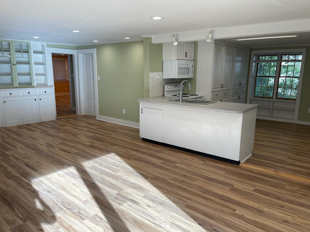 63 Main St - Photo 4 of 19