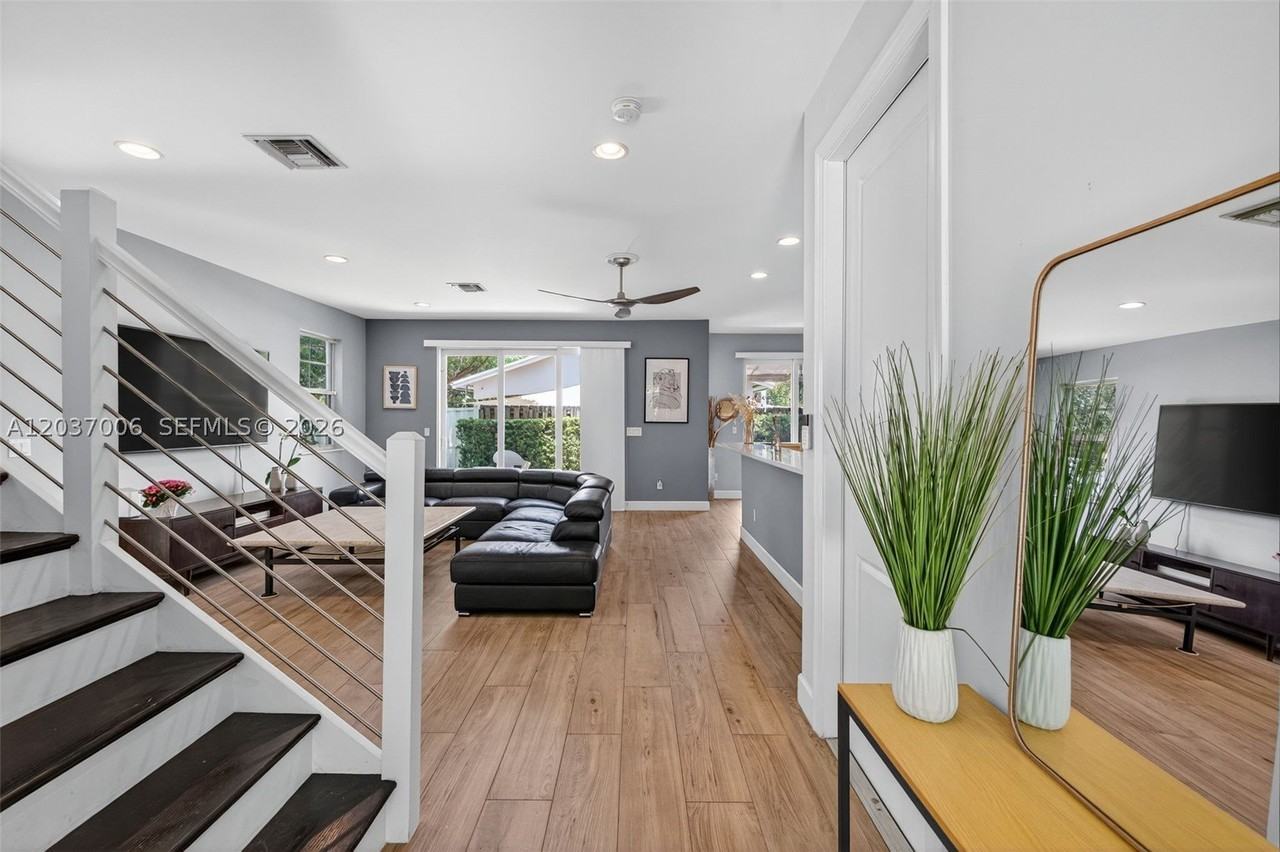 608 Sw 15th St - Photo 5 of 50