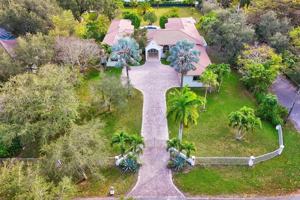 featured image of 8480 Sw 98th St