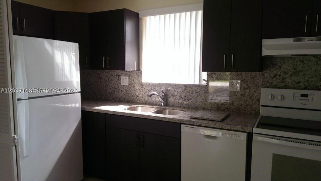 18223 Oleta Dr #18223 - Photo 4 of 11