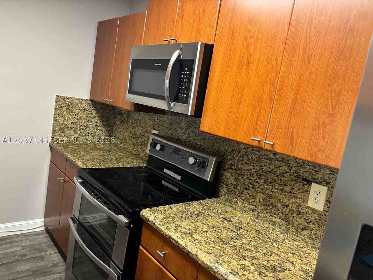 11585 Nw 43rd St #11585 - Photo 6 of 23