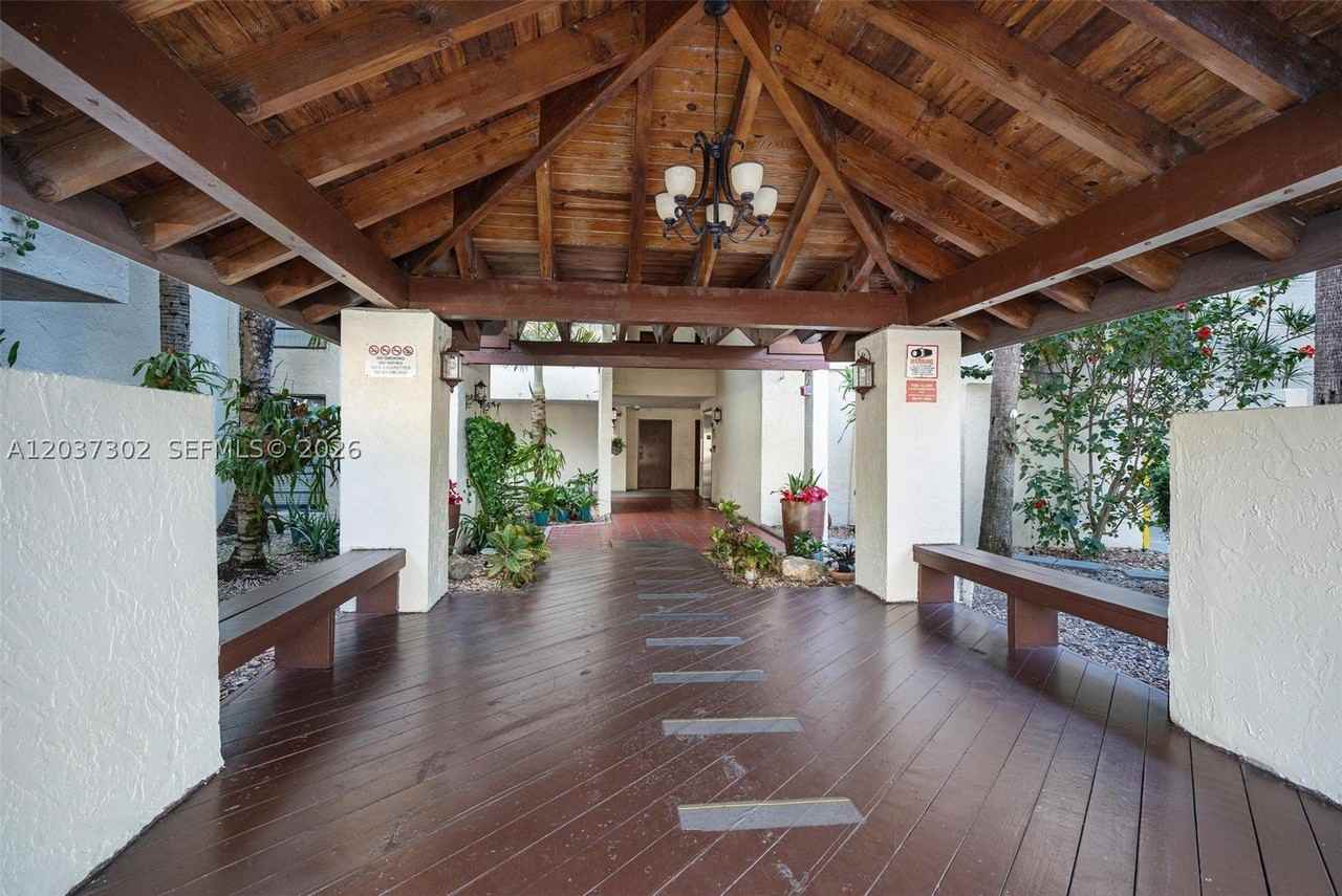 9040 Sw 125th Ave #D408 - Photo 7 of 50