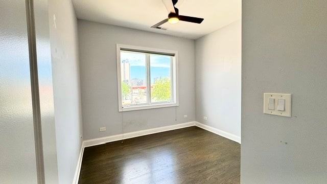 5642 N Broadway St - Photo 5 of 13