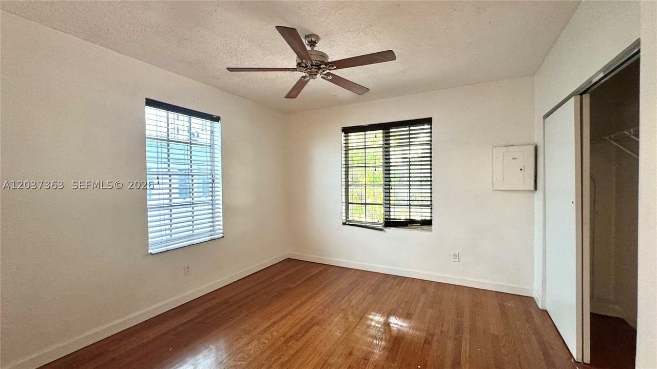 751 Euclid Ave #2 - Photo 7 of 9