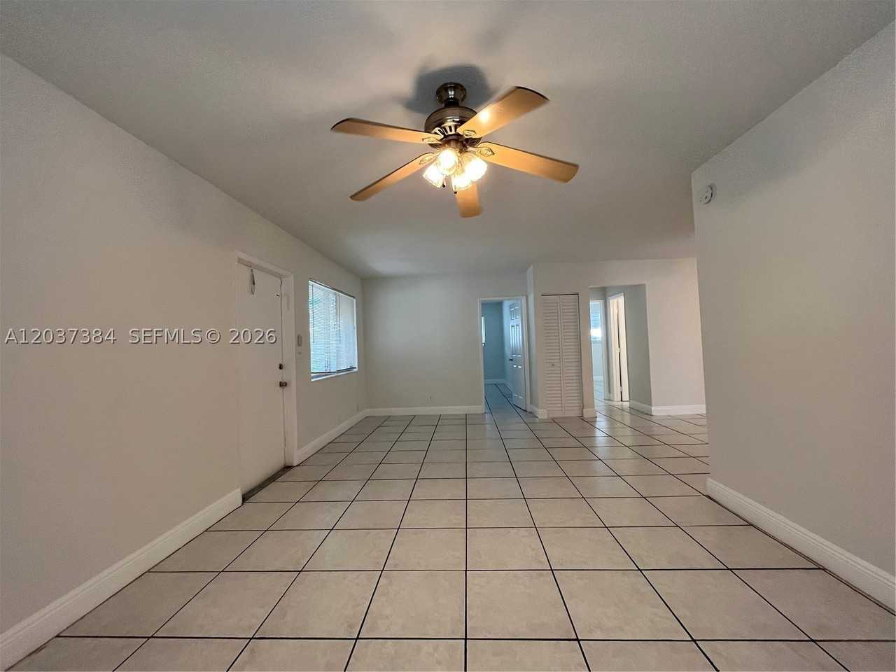 240 Nw 48th Ct - Photo 5 of 15