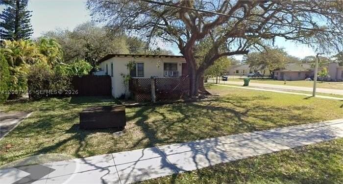6151 Sw 35th St #1 - Photo 2 of 19