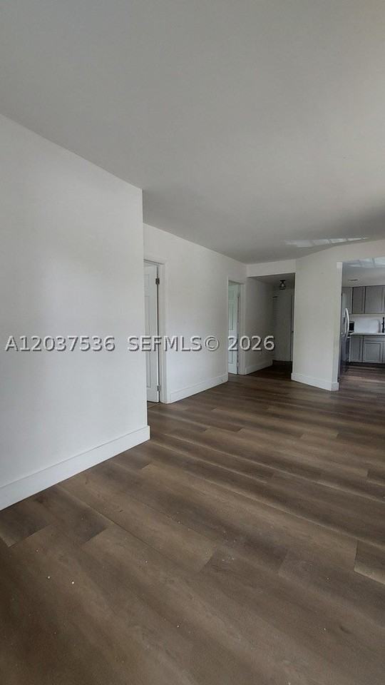 6151 Sw 35th St #1 - Photo 4 of 19